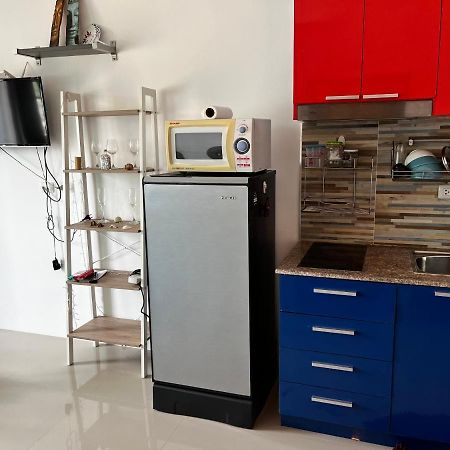 Trio Gems Condo Near Beach And Food Market Jomtien Beach Exterior foto