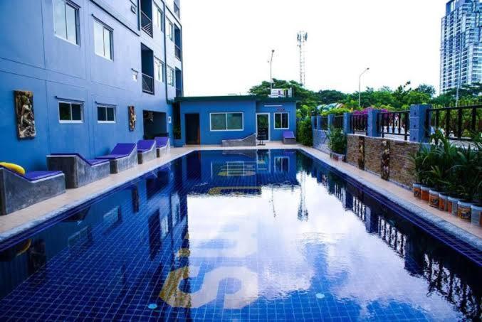 Trio Gems Condo Near Beach And Food Market Jomtien Beach Exterior foto