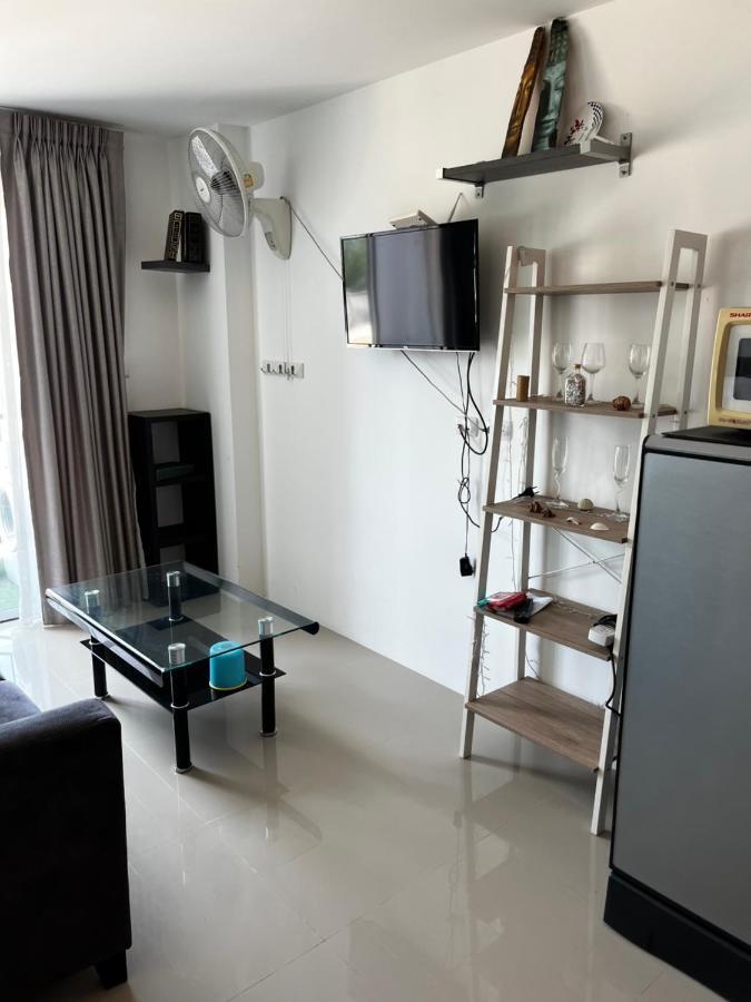 Trio Gems Condo Near Beach And Food Market Jomtien Beach Exterior foto